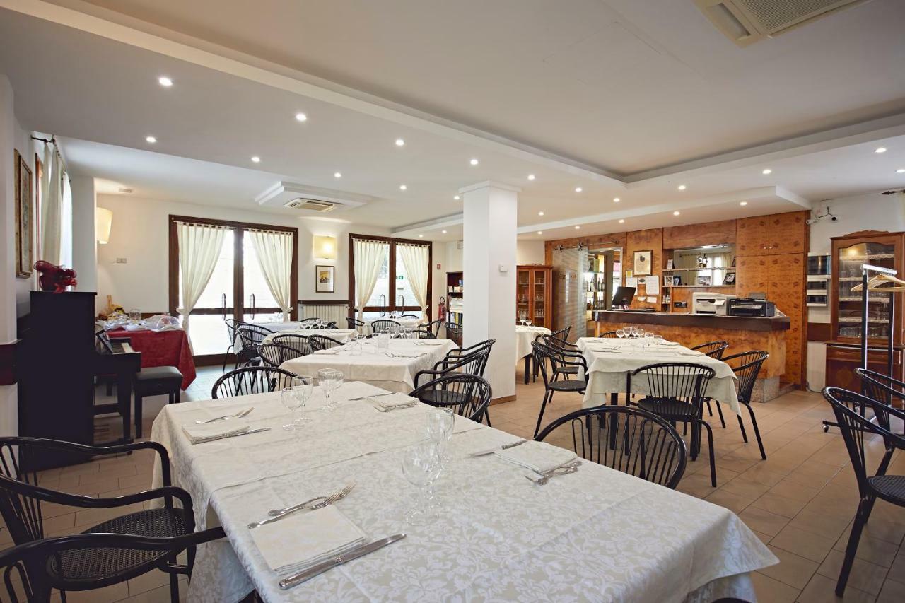 Albergo Romagna Fratta Terme Eksteriør bilde